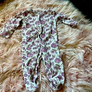 6-9 month Kyle and Deena pajamas